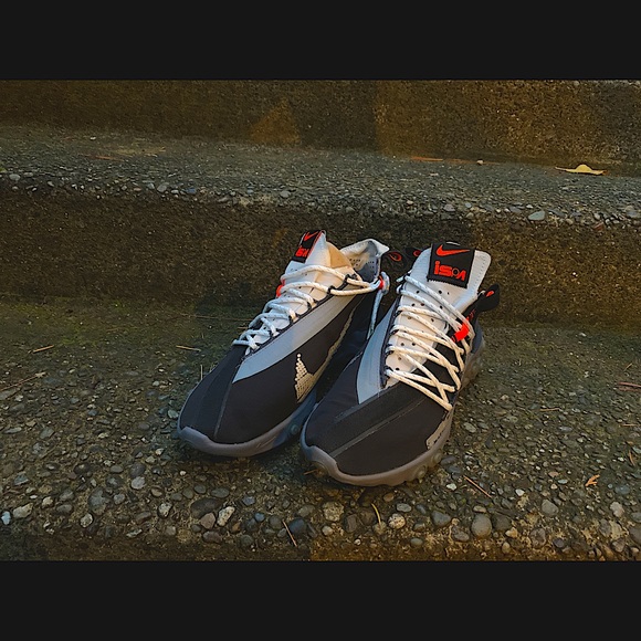 Nike React WR ISPA "Black/Metallic Silver" W’s Sz9 - Picture 3 of 7